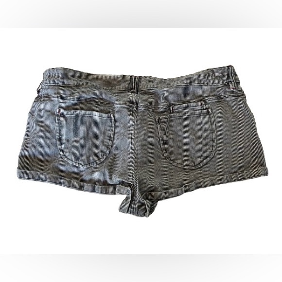 Piper & Blue Juniors shorts - Picture 2 of 3